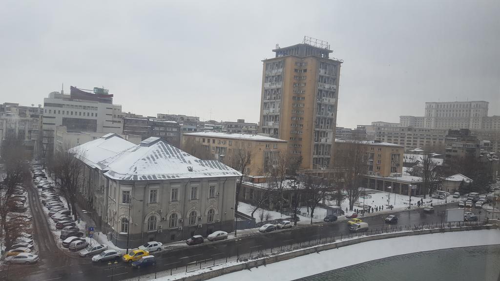 Hospitality Centrum- River Букурещ Екстериор снимка